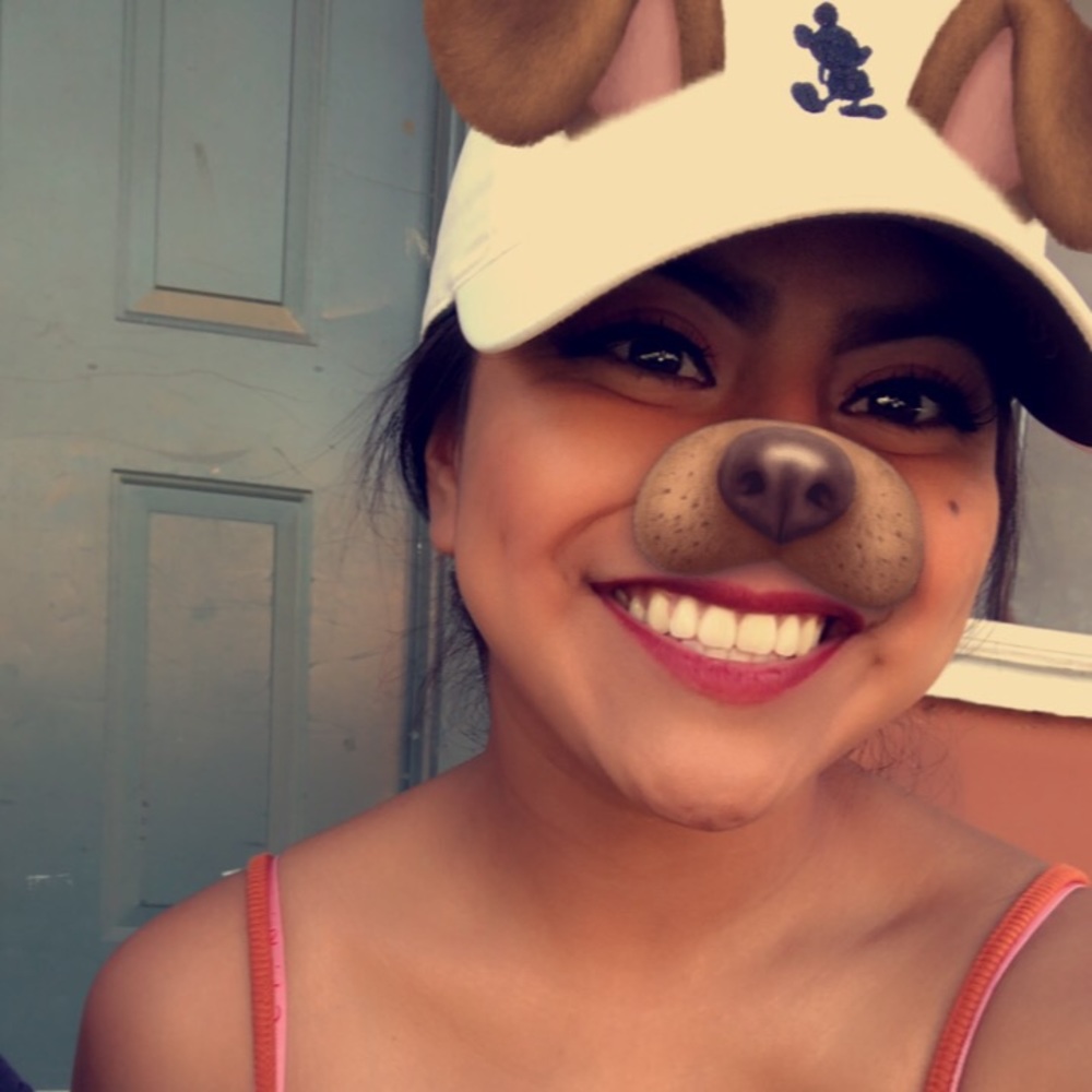 Meet your Posher, Maya